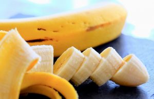 5 Best Banana Face Packs to Intensely Moisturize Dry Skin