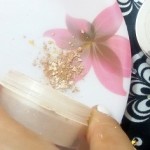 eye shadow glitters