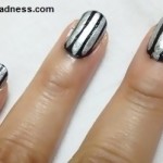 Stripes nail art
