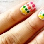 polka design nail art