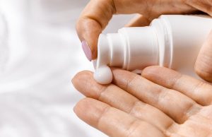 4 Miracle Creams to make Face Smooth, Several Years Younger & Scarless