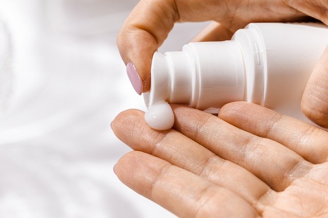 4 Miracle Creams to make Face Smooth, Several Years Younger & Scarless
