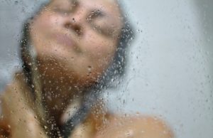 Use this daily for GLOWING GLASS skin & Dark Spots How to get glass skin naturally